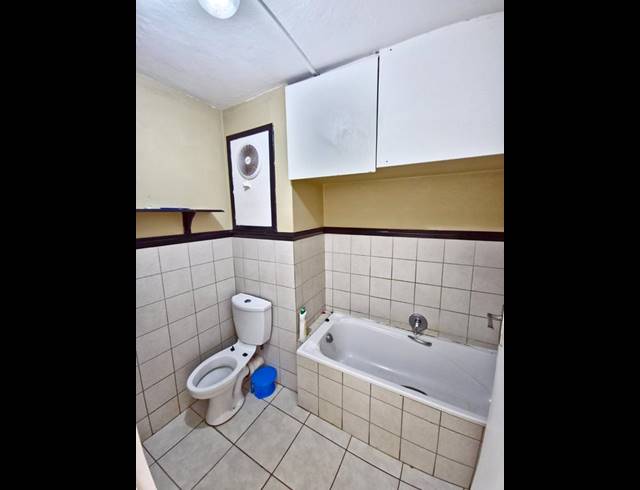 2 BEDROOM PROPERTY TO RENT IN WARNER BEACH